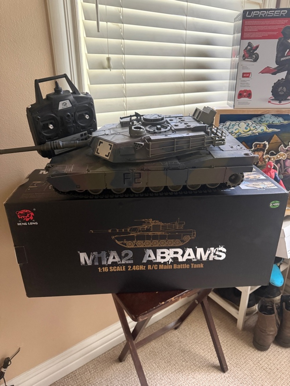 M1A2 Abrams RC Tank - Green Camouflage